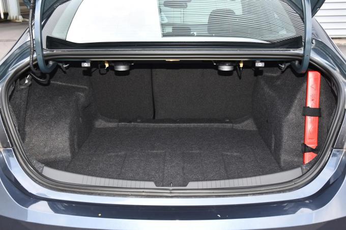 عمده فروشی شورولت مالیبو ایکس ال 2023 1.5T 2.0T 9AT 2wd ارزان بنزین سدان ماشین بهترین بنزین ماشین شورولت اتومبیل های جدید 4